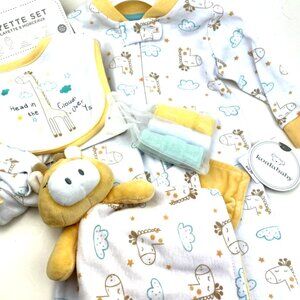 Baby Layette Set Size 3/6m 8pc Matching Infant Boys Girls Unisex Bib Hat Mittens
